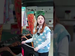 ダウンジャケット.このフーディはどう思う? パターンは本当に明るい,